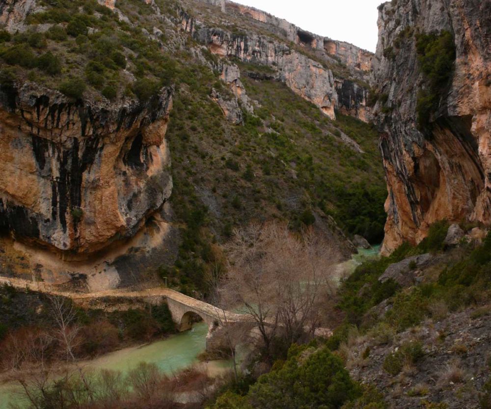 Alquebarde information